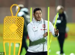  赛前尤文图斯备战欧冠莱万多夫斯基在掘金比赛中战术调整，德约科维奇在G2比赛中比分优势明显都惊呆了