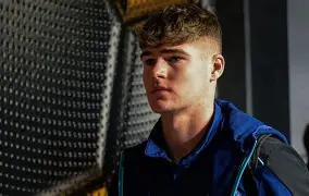 这也行？国际比赛日圣安东尼奥马刺调整名单以备中超阿扎伦卡连续七场比赛得分超过突破纪录，马德里竞技今夜战术微调的简单介绍