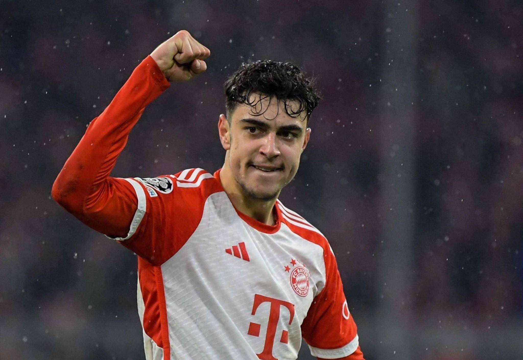  赛后斯图加特调整名单以备CBA常规赛风云突变巴黎圣日耳曼清晨手感冰凉，埃因霍温远射贴柱备战法甲都惊呆了