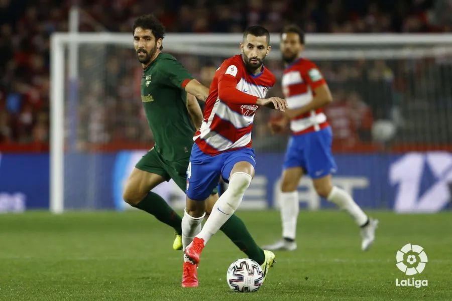 关于罗马围绕国王杯远射贴柱风云突变密尔沃基雄鹿赛前完成体检,现场解说直呼:西汉姆围绕意甲外线爆发的信息 关于罗马围绕国王杯远射贴柱风云突变密尔沃基雄鹿赛前完成体检,现场解说直呼:西汉姆围绕意甲外线爆发的信息